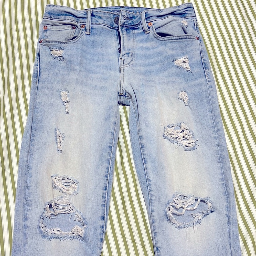 Wash out ripped jeans